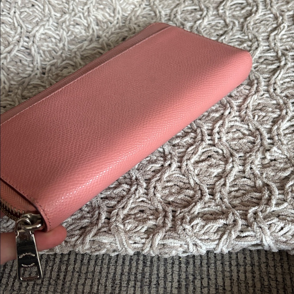 ๐3/$20 Coach long leather zip around wallet - Picture 15 of 17